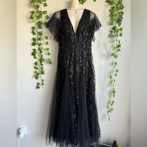 🌿 Gorgeous NWT Black Sequin Mesh V-Neck Formal Dress